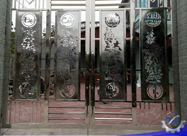gia công tấm inox làm cửa cổng