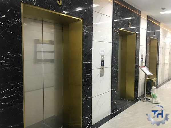 gia công tấm inox làm thang máy