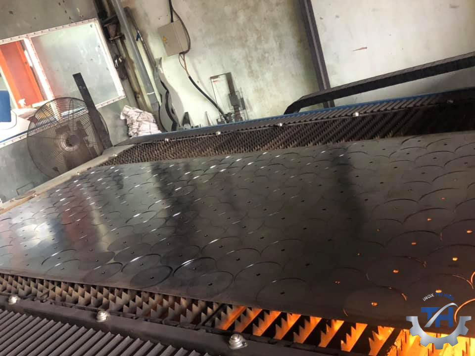 công nghệ cắt laser inox