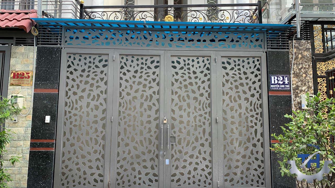 cửa sắt cắt CNC kim loại (1)